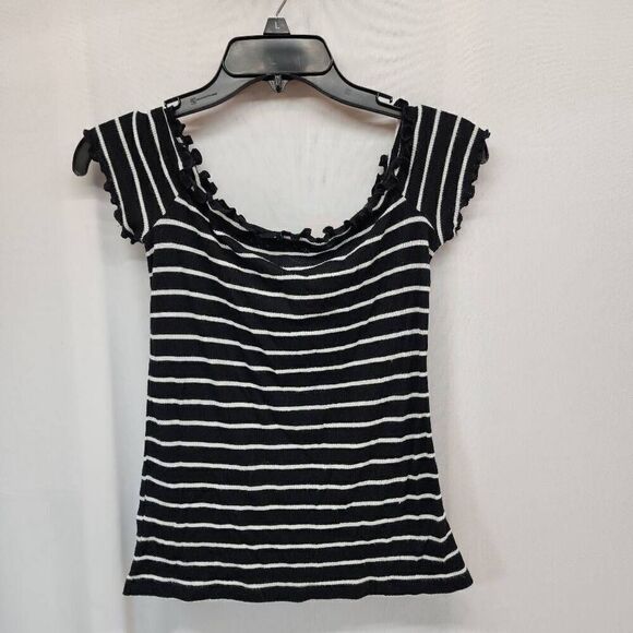 Hollister and Aeropostle Lot of 2 Size Small Tops Casual Women's Short-Sleeve W - Picture 3 of 11